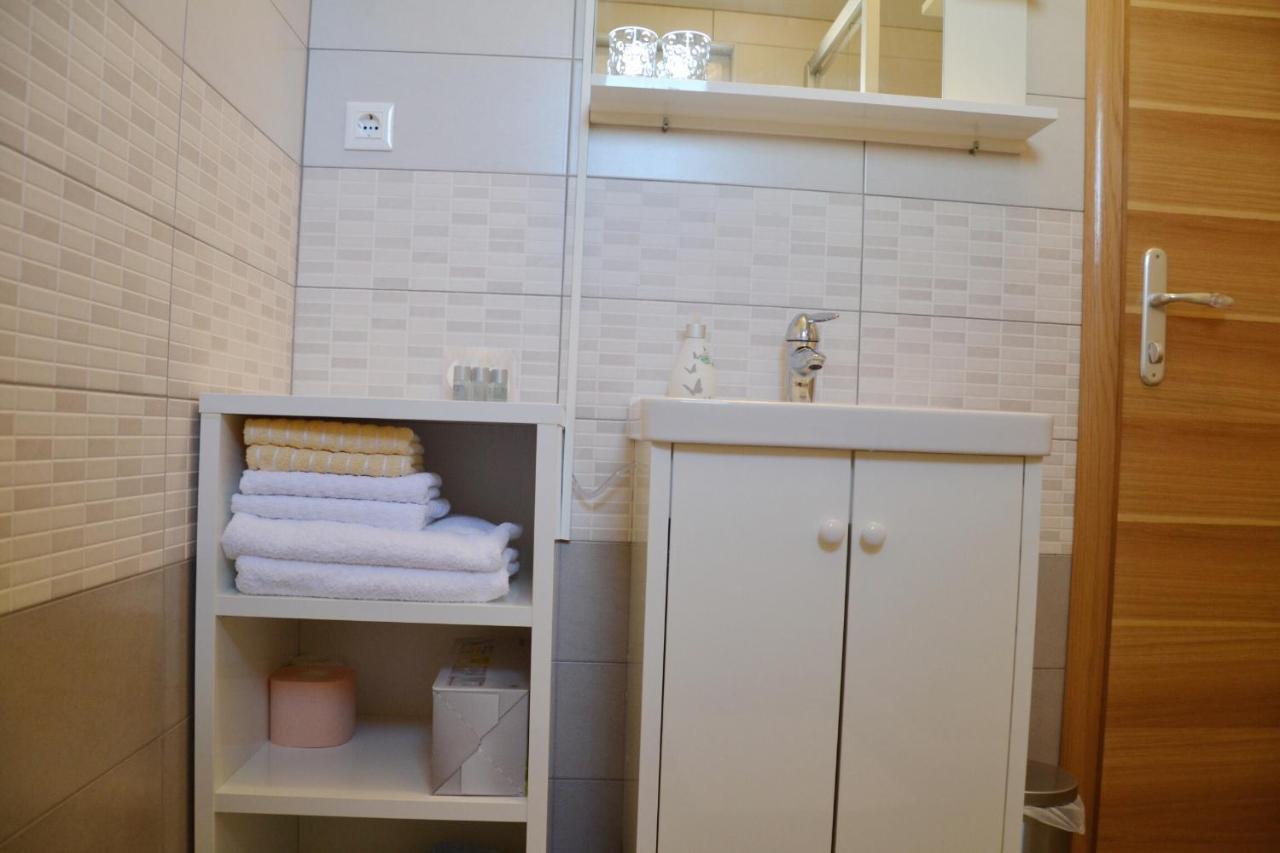 Apartment Klara Кърк Екстериор снимка