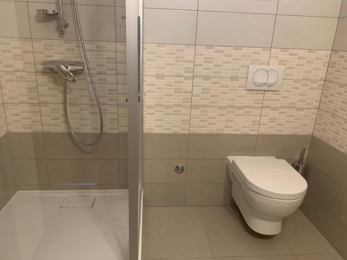 Apartment Klara Кърк Екстериор снимка